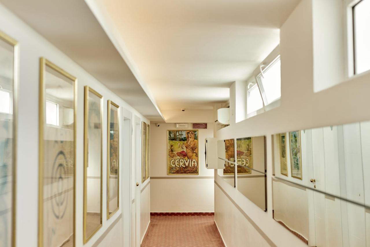 Hotel Saraceno Resort With Private Beach Milano Marittima Zewnętrze zdjęcie