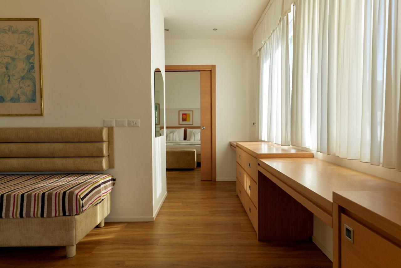 Hotel Saraceno Resort With Private Beach Milano Marittima Zewnętrze zdjęcie