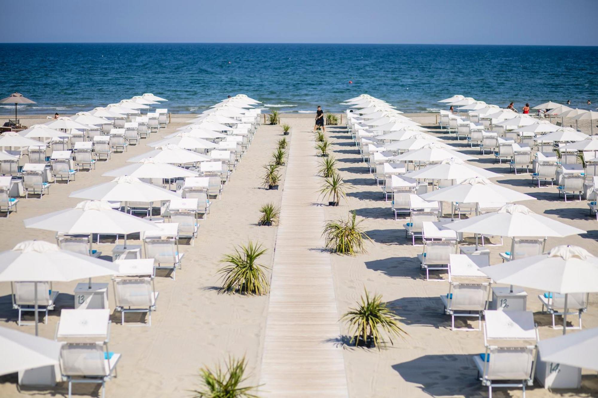 Hotel Saraceno Resort With Private Beach Milano Marittima Zewnętrze zdjęcie