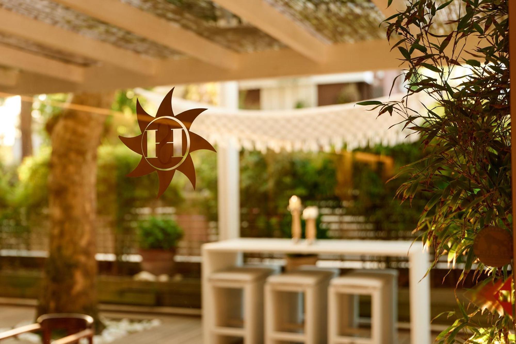 Hotel Saraceno Resort With Private Beach Milano Marittima Zewnętrze zdjęcie