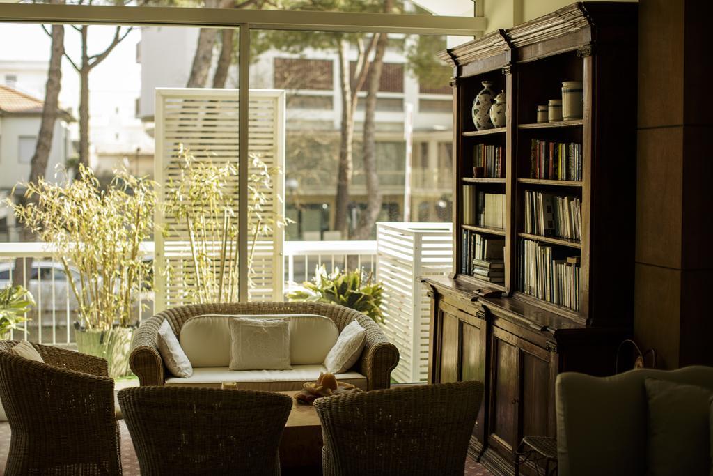 Hotel Saraceno Resort With Private Beach Milano Marittima Zewnętrze zdjęcie