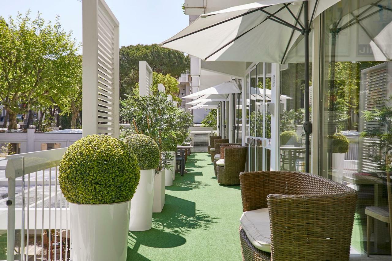 Hotel Saraceno Resort With Private Beach Milano Marittima Zewnętrze zdjęcie